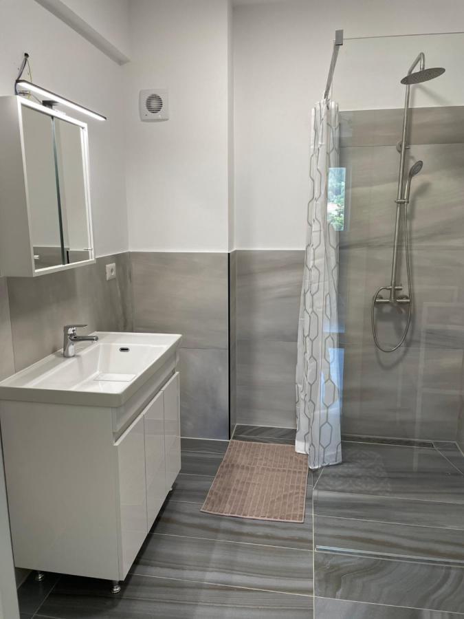 Apartament - Housing21 جورا هومورولوي المظهر الخارجي الصورة